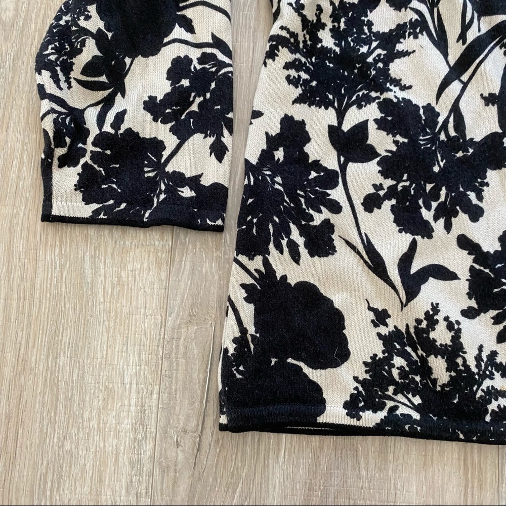 ⭐️3/$25 Ann Taylor Petites Cashmere Silk Blend 3/4 Sleeve Cardigan Sz MP - Picture 4 of 9